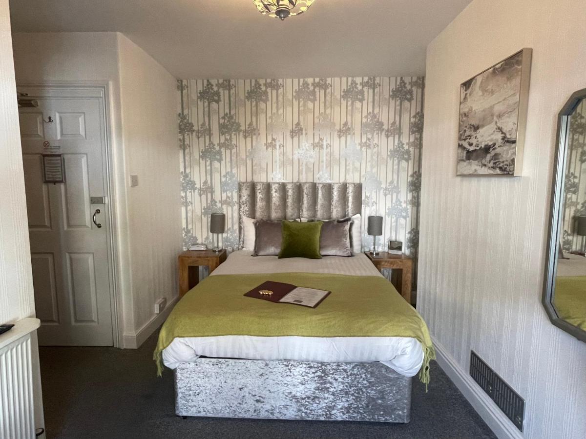 Lynton House Guest house Llandudno