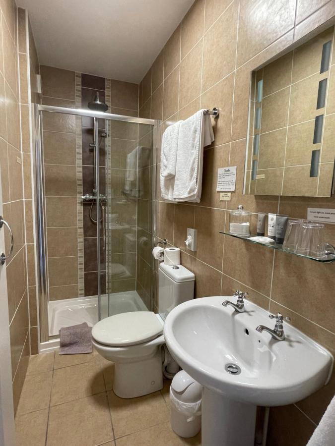 Lynton House Guest house